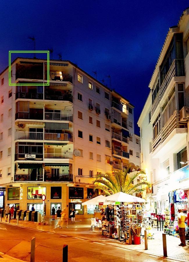 Tuttifruttiaapt Nerja Exteriör bild